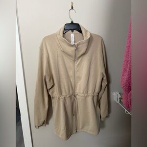 Lululemon Softstreme Cinch-
Waist Jacket